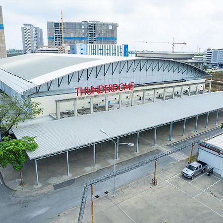 Hostel Beige Poshtels + Netflix Bangkok Exterior foto